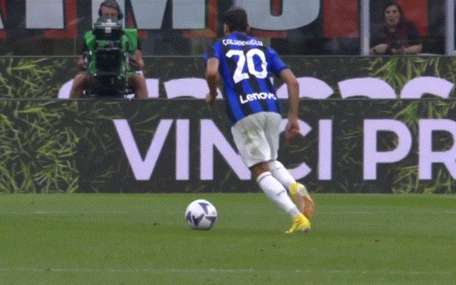 1662226747609012433.gif 75'.gif