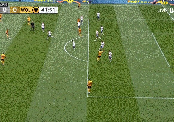 1660998012360078738.gif 4.gif